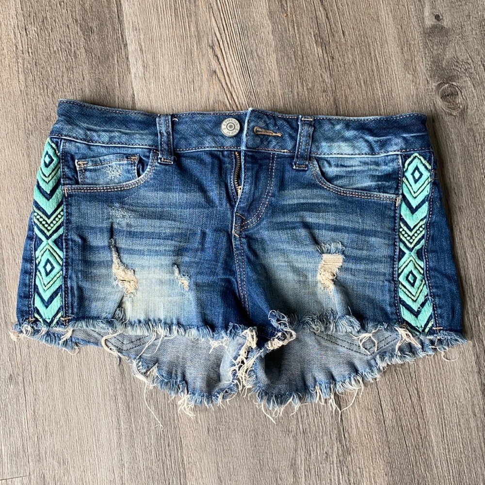 Express Cutoff Jean Shorts